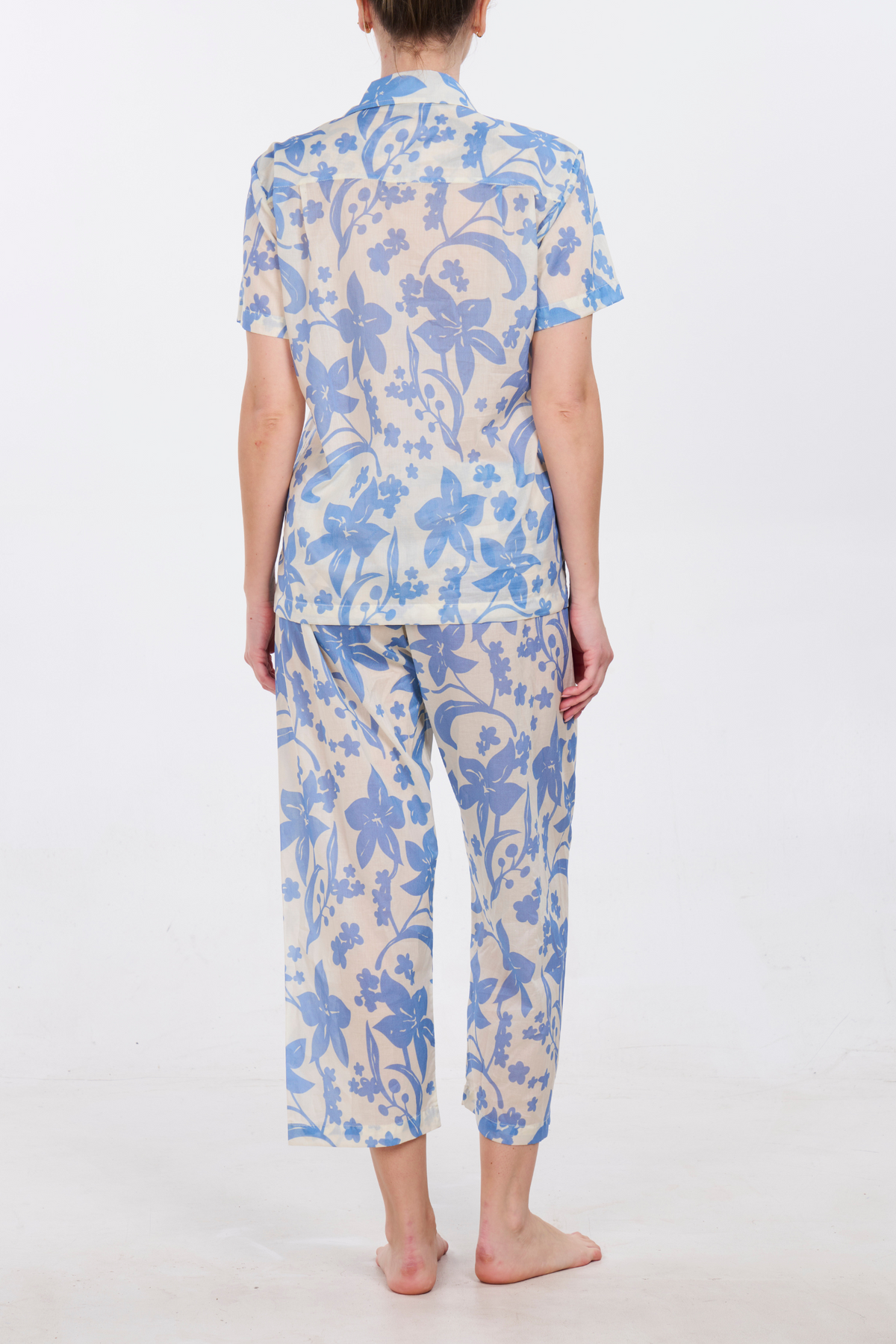Short Sleeve Cropped Pant Pajama Set - Hawaiian Blue – Pajama Set – MULTI